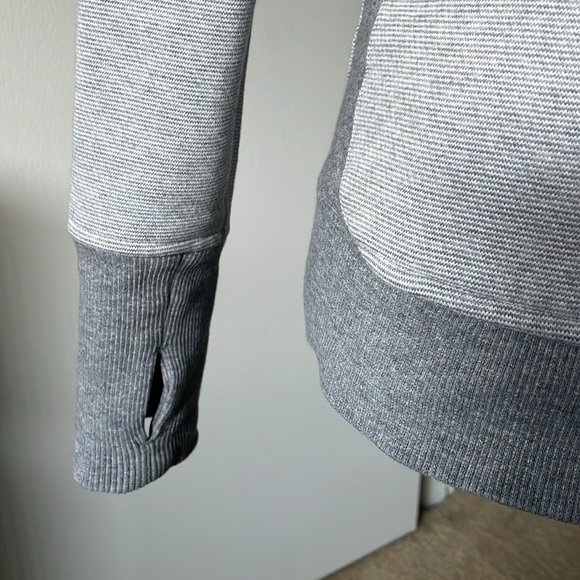 Lululemon Scuba Hooded Full Zip Up Athletic Jacket. - Picture 4 of 15